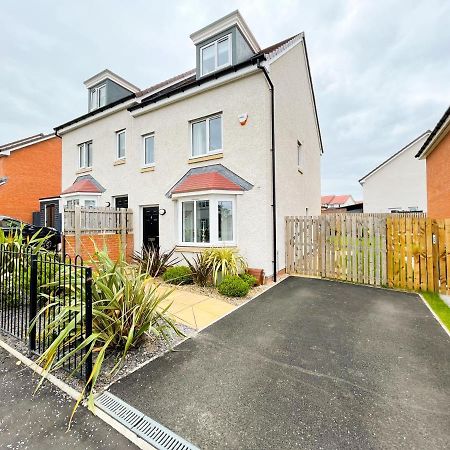 Newly Developed 3 Bedroom Home Glasgow Eksteriør billede