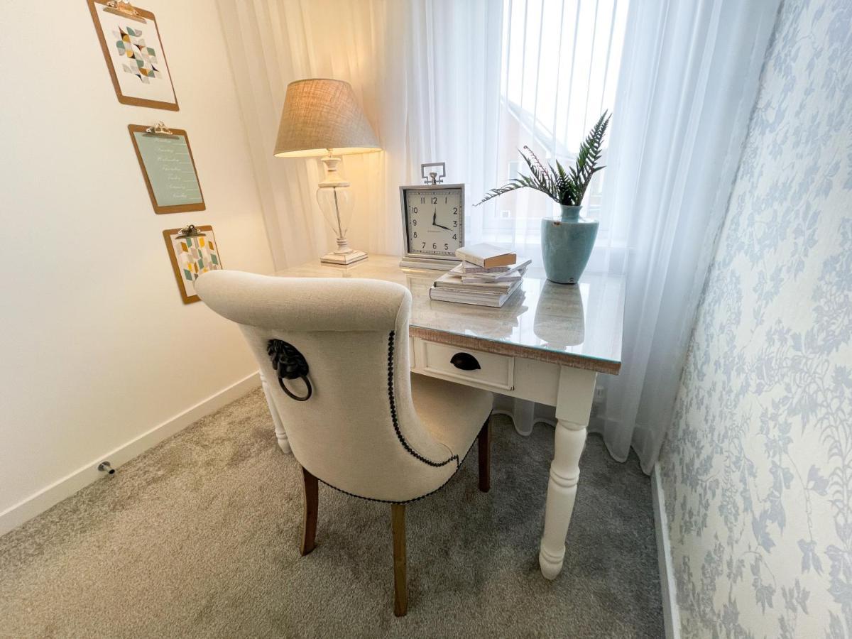 Newly Developed 3 Bedroom Home Glasgow Eksteriør billede