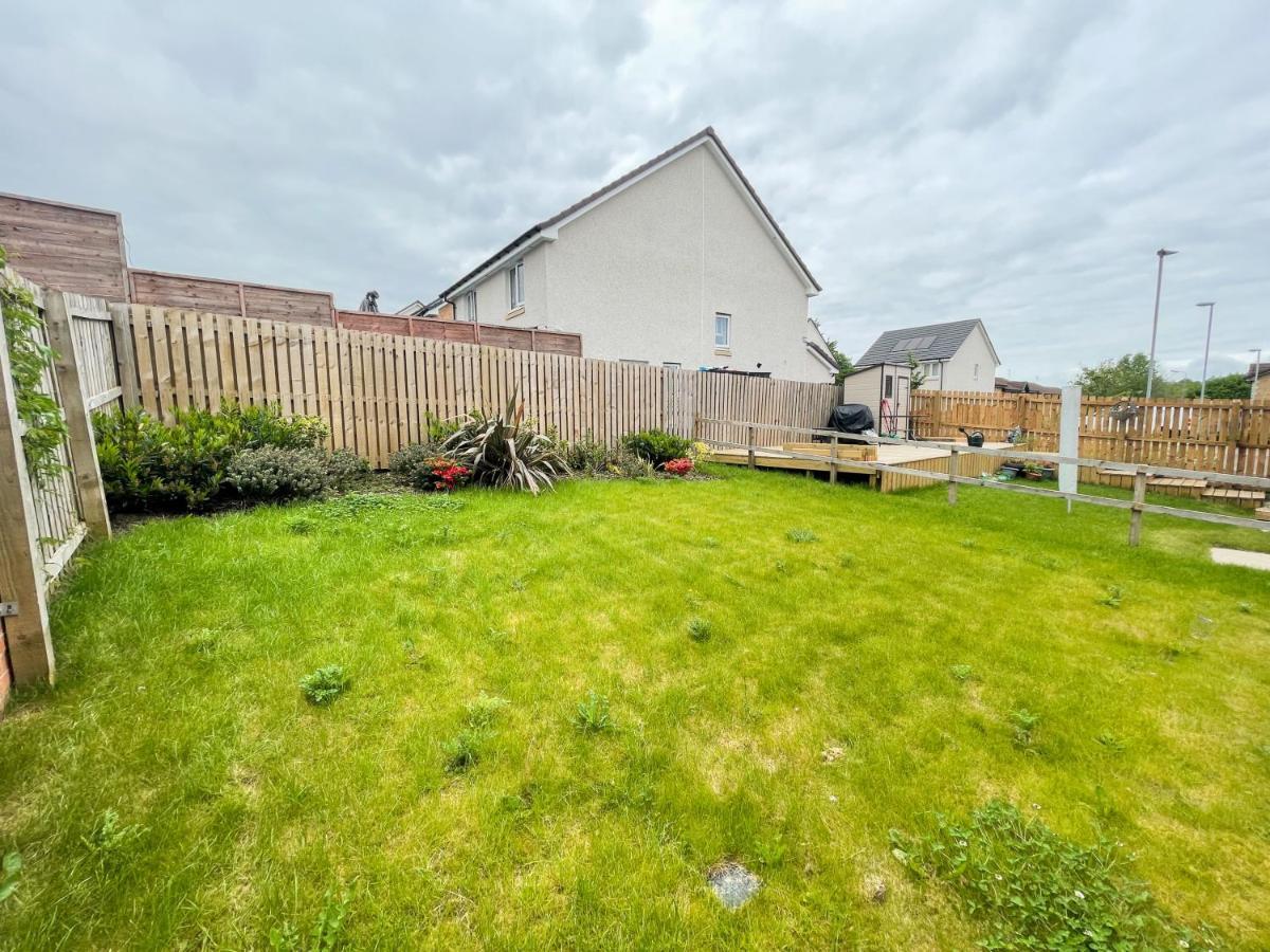 Newly Developed 3 Bedroom Home Glasgow Eksteriør billede